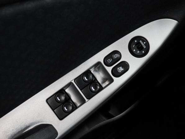 Hyundai Solaris I с пробегом 2013 года, цена 779 000 рублей, 167107 км, хэтчбек, Автокод Объявления