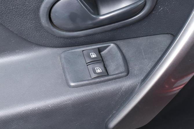 Renault Sandero II с пробегом 2014 года, цена 909 000 рублей, 172000 км, хэтчбек, Автокод Объявления
