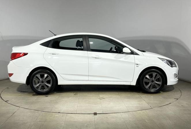 Hyundai Solaris I Рестайлинг с пробегом 2016 года, цена 1 130 000 рублей, 128046 км, седан, Автокод Объявления
