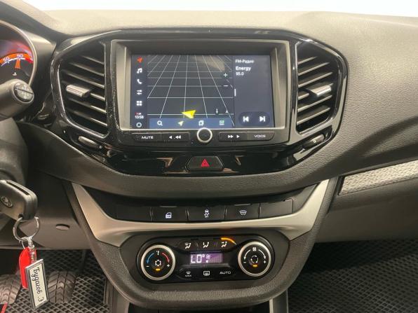 Lada (ВАЗ) Vesta I с пробегом 2021 года, цена 999 000 рублей, 131000 км, универсал, Автокод Объявления