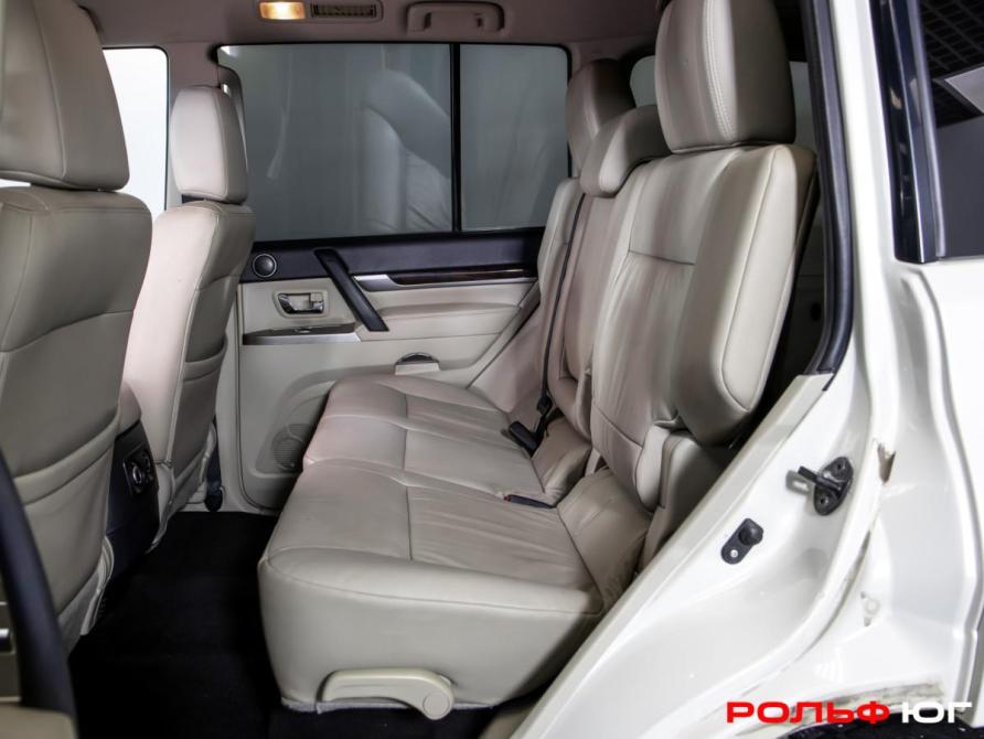 Mitsubishi Pajero IV Рестайлинг 2 Москва  - изображение 8