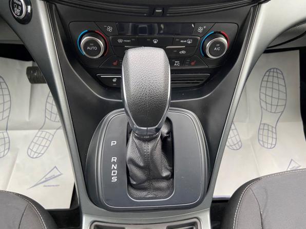 Ford Kuga II Рестайлинг с пробегом 2018 года, цена 1 549 000 рублей, 115859 км, внедорожник, Автокод Объявления