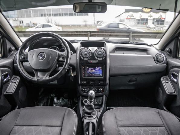Renault Duster I Рестайлинг с пробегом 2016 года, цена 878 000 рублей, 396090 км, внедорожник, Автокод Объявления
