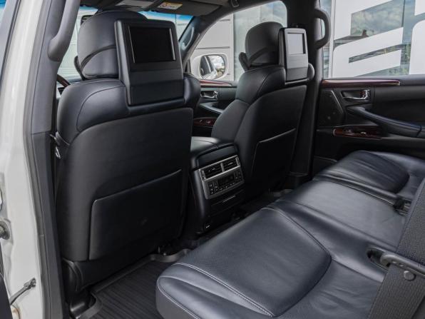 Lexus LX III Рестайлинг с пробегом 2014 года, цена 6 440 000 рублей, 100415 км, внедорожник, Автокод Объявления