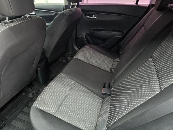 Kia Rio IV с пробегом 2018 года, цена 1 499 000 рублей, 86021 км, хэтчбек, Автокод Объявления