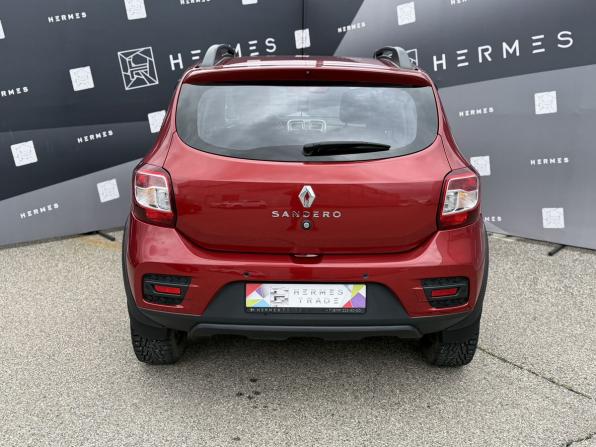 Renault Sandero II Рестайлинг с пробегом 2021 года, цена 1 399 000 рублей, 43269 км, хэтчбек, Автокод Объявления