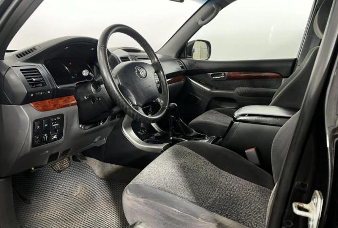 Toyota Land Cruiser Prado 120 Series Рестайлинг с пробегом 2007 года, цена 1 705 000 рублей, 343428 км, внедорожник, Автокод Объявления