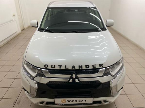 Mitsubishi Outlander III Рестайлинг 3 с пробегом 2022 года, цена 2 890 000 рублей, 607 км, внедорожник, Автокод Объявления