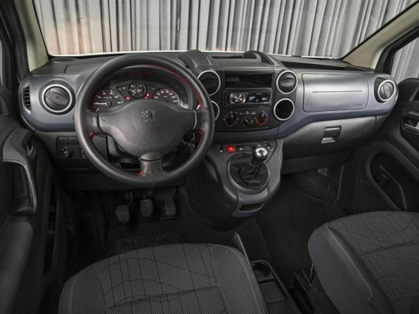 Peugeot Partner II с пробегом 2008 года, цена 688 000 рублей, 145003 км, компактвэн, Автокод Объявления