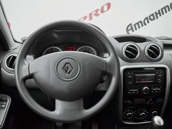 Renault Duster I с пробегом 2014 года, цена 1 150 000 рублей, 30018 км, внедорожник, Автокод Объявления
