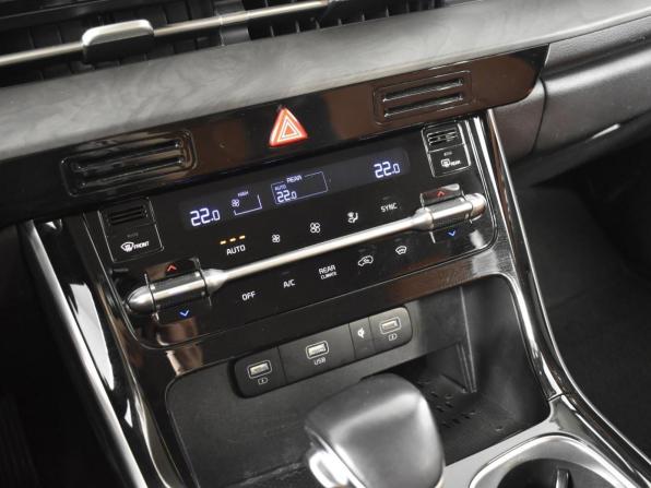 Kia Carnival IV с пробегом 2021 года, цена 3 789 900 рублей, 133218 км, минивэн, Автокод Объявления