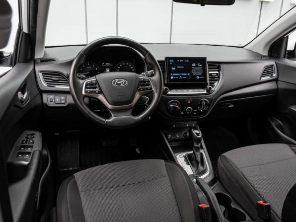 Hyundai Solaris II Рестайлинг с пробегом 2020 года, цена 1 630 000 рублей, 81001 км, седан, Автокод Объявления