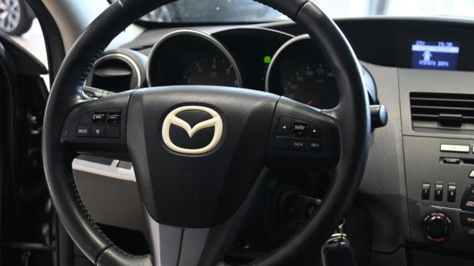 Mazda 3 II (BL) с пробегом 2011 года, цена 985 000 рублей, 158669 км, хэтчбек, Автокод Объявления