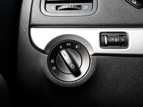 Skoda Yeti I Рестайлинг с пробегом 2015 года, цена 949 000 рублей, 246965 км, внедорожник, Автокод Объявления