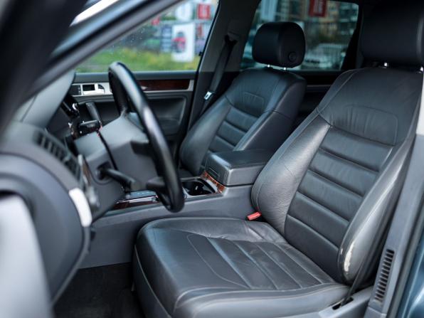 Volkswagen Touareg I Рестайлинг с пробегом 2007 года, цена 1 280 000 рублей, 310990 км, внедорожник, Автокод Объявления