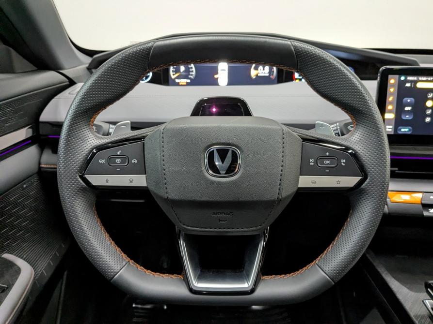 Changan UNI-V I Москва  - изображение 10