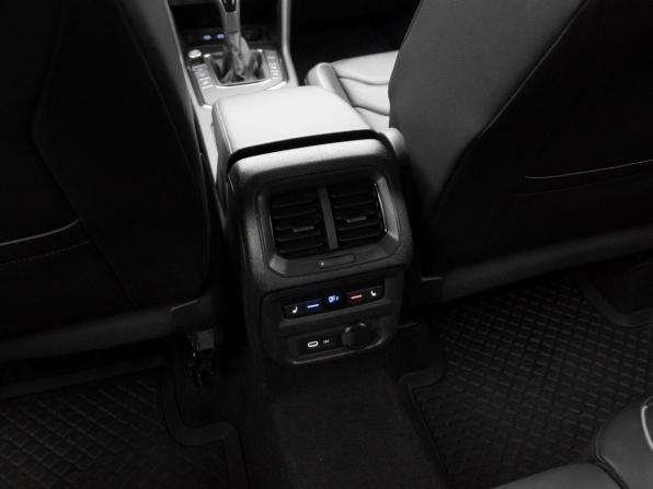 Volkswagen Tiguan II Рестайлинг с пробегом 2021 года, цена 3 500 000 рублей, 66433 км, внедорожник, Автокод Объявления