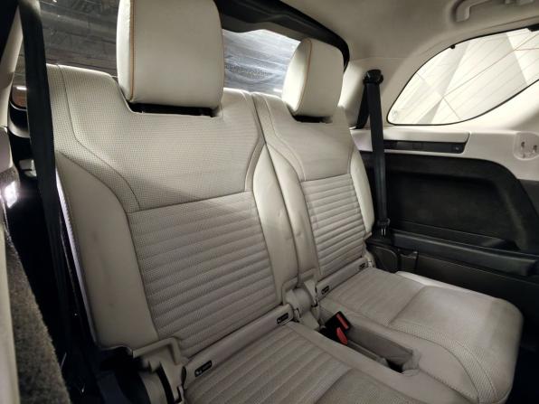Land Rover Discovery V с пробегом 2017 года, цена 3 055 000 рублей, 101078 км, внедорожник, Автокод Объявления