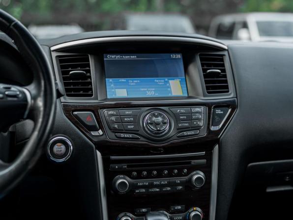 Nissan Pathfinder IV с пробегом 2014 года, цена 1 470 000 рублей, 182248 км, внедорожник, Автокод Объявления