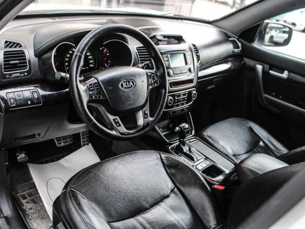 Kia Sorento II Рестайлинг с пробегом 2014 года, цена 1 350 000 рублей, 311838 км, внедорожник, Автокод Объявления