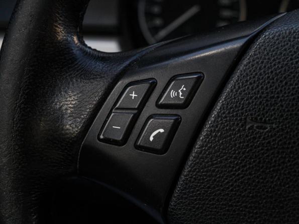 BMW 3 серии V (E90/E91/E92/E93) с пробегом 2008 года, цена 990 000 рублей, 241560 км, седан, Автокод Объявления