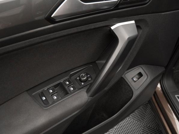 Volkswagen Tiguan II с пробегом 2019 года, цена 2 450 000 рублей, 133490 км, внедорожник, Автокод Объявления