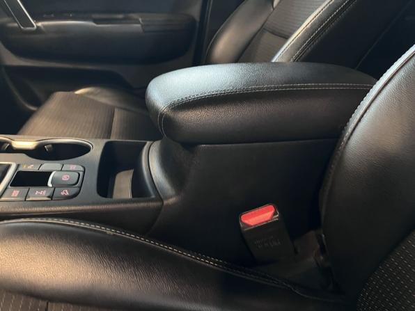 Kia Sportage IV с пробегом 2018 года, цена 2 392 000 рублей, 100805 км, внедорожник, Автокод Объявления