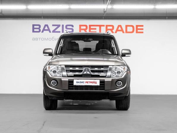 Mitsubishi Pajero IV Рестайлинг 1 с пробегом 2014 года, цена 2 270 000 рублей, 245875 км, внедорожник, Автокод Объявления