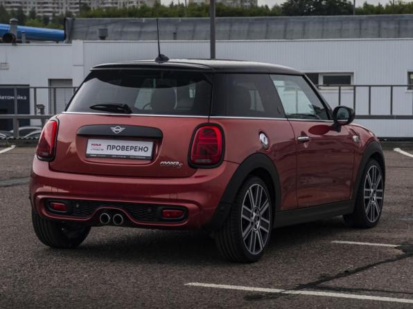 Mini Hatch III (F55/F56) Рестайлинг с пробегом 2020 года, цена 2 770 000 рублей, 42379 км, хэтчбек, Автокод Объявления