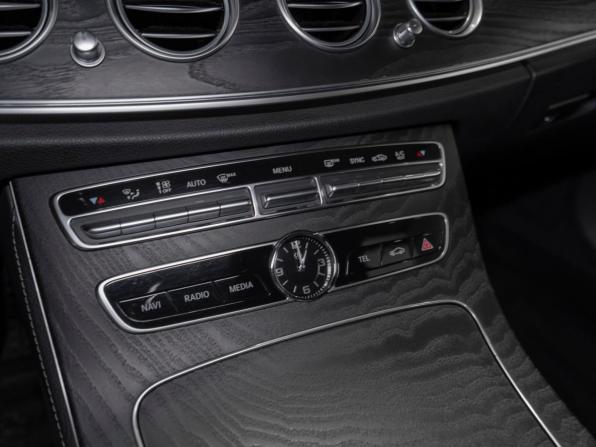 Mercedes-Benz E-Класс V (W213 S213 C238) с пробегом 2019 года, цена 3 145 000 рублей, 119320 км, седан, Автокод Объявления