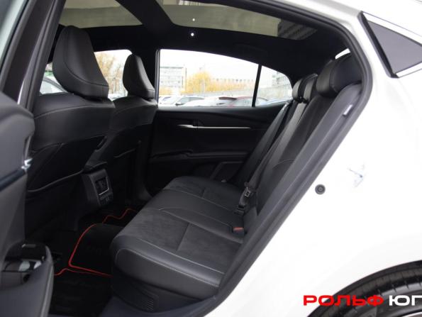 Toyota Camry IX (XV80) China Market с пробегом 2026 года, цена 4 398 000 рублей, 1005 км, седан, Автокод Объявления
