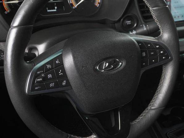 Lada (ВАЗ) Vesta I Рестайлинг (NG) с пробегом 2025 года, цена 1 399 000 рублей, 24650 км, седан, Автокод Объявления