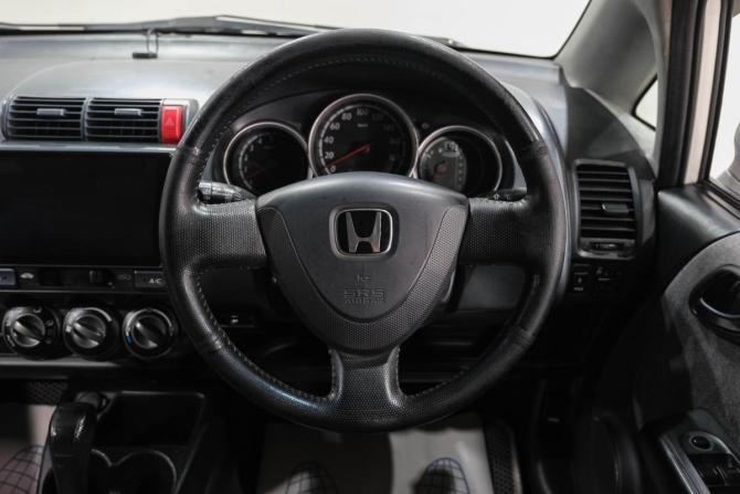 Honda Fit I с пробегом 2002 года, цена 399 000 рублей, 320000 км, хэтчбек, Автокод Объявления