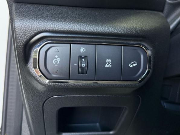 Haval Jolion I Рестайлинг с пробегом 2023 года, цена 1 879 000 рублей, 53065 км, внедорожник, Автокод Объявления