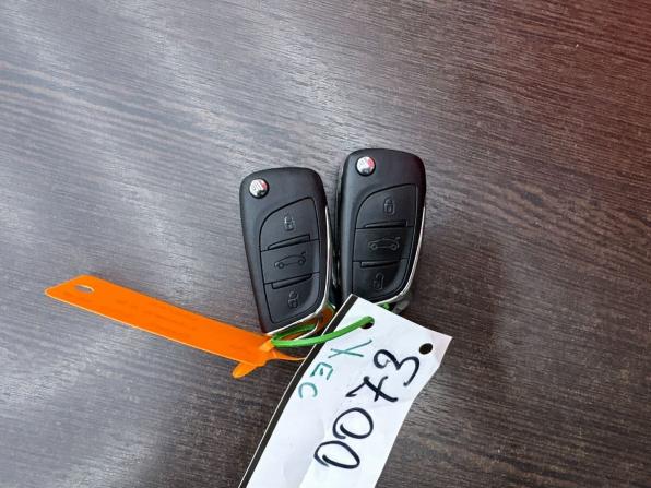 Citroen C4 II с пробегом 2013 года, цена 995 000 рублей, 83830 км, седан, Автокод Объявления