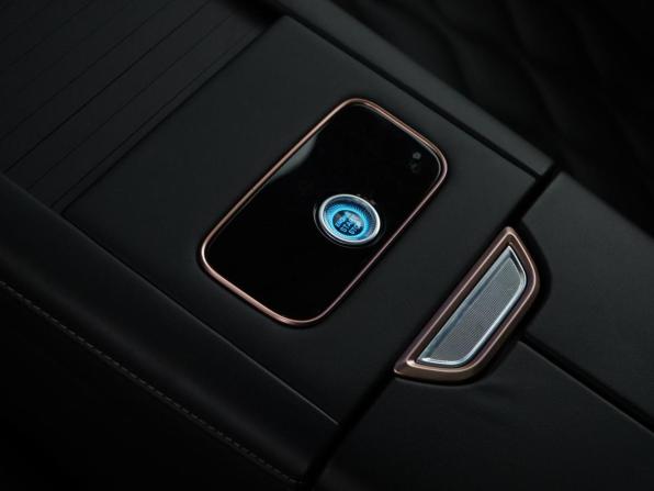 Exeed VX I Рестайлинг с пробегом 2024 года, цена 3 647 444 рубля, 33372 км, внедорожник, Автокод Объявления