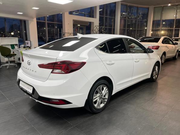 Hyundai Elantra VI (AD) Рестайлинг с пробегом 2019 года, цена 1 648 000 рублей, 94565 км, седан, Автокод Объявления