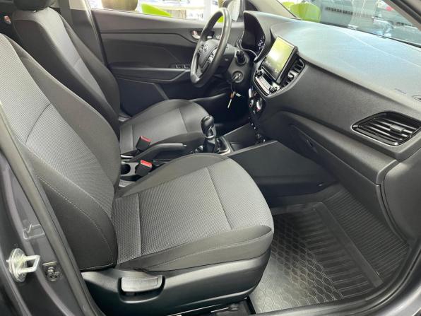 Hyundai Solaris II Рестайлинг с пробегом 2021 года, цена 1 448 000 рублей, 94773 км, седан, Автокод Объявления