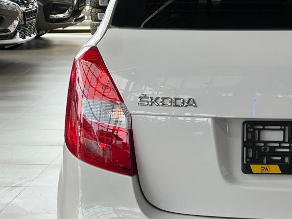 Skoda Fabia II Рестайлинг с пробегом 2013 года, цена 750 000 рублей, 136077 км, хэтчбек, Автокод Объявления