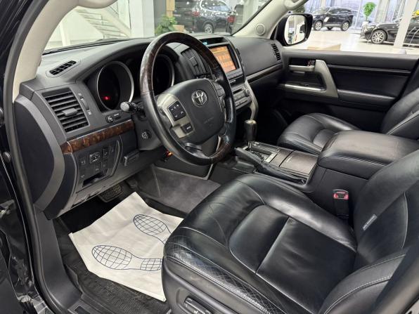 Toyota Land Cruiser 200 Series с пробегом 2011 года, цена 3 730 000 рублей, 222180 км, внедорожник, Автокод Объявления