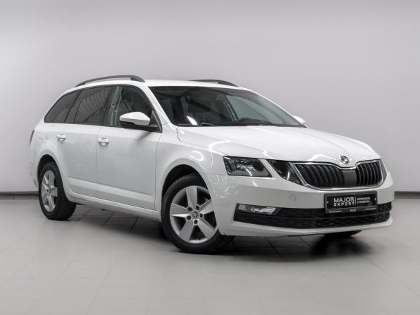 Skoda Octavia III (A7) Рестайлинг с пробегом 2017 года, цена 1 415 000 рублей, 206189 км, универсал, Автокод Объявления