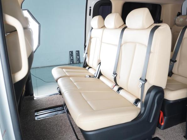 Hyundai Staria I с пробегом 2021 года, цена 5 629 000 рублей, 15248 км, минивэн, Автокод Объявления