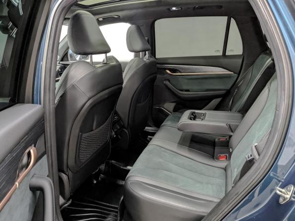 Geely Monjaro I с пробегом 2023 года, цена 2 830 000 рублей, 73207 км, внедорожник, Автокод Объявления