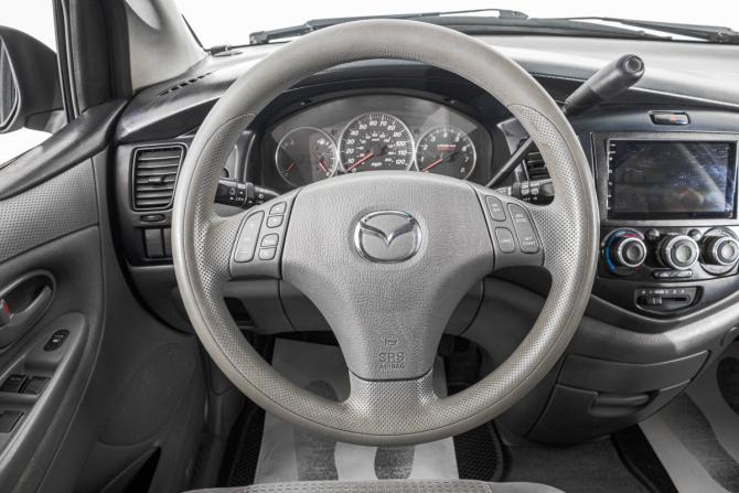Mazda MPV II (LW) Рестайлинг с пробегом 2005 года, цена 719 000 рублей, 412000 км, компактвэн, Автокод Объявления