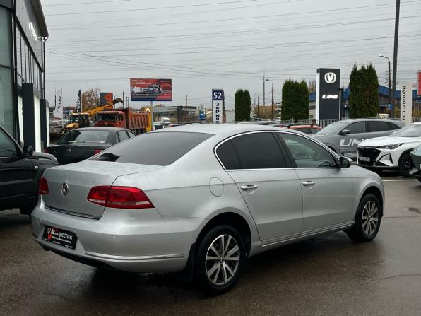 Volkswagen Passat B7 с пробегом 2011 года, цена 850 000 рублей, 241680 км, седан, Автокод Объявления
