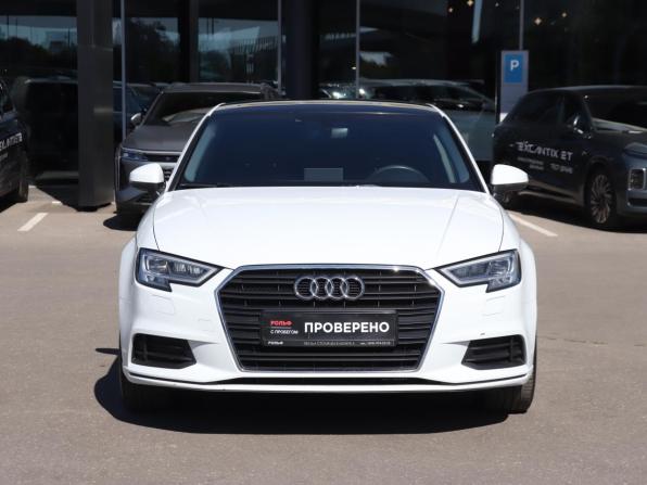 Audi A3 III (8V) Рестайлинг с пробегом 2019 года, цена 1 900 000 рублей, 64007 км, седан, Автокод Объявления
