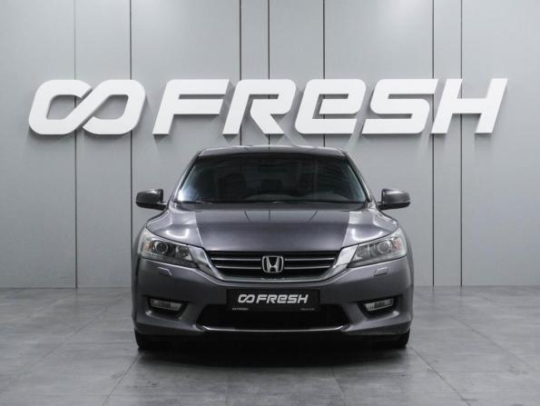 Honda Accord IX с пробегом 2013 года, цена 1 599 000 рублей, 200111 км, седан, Автокод Объявления