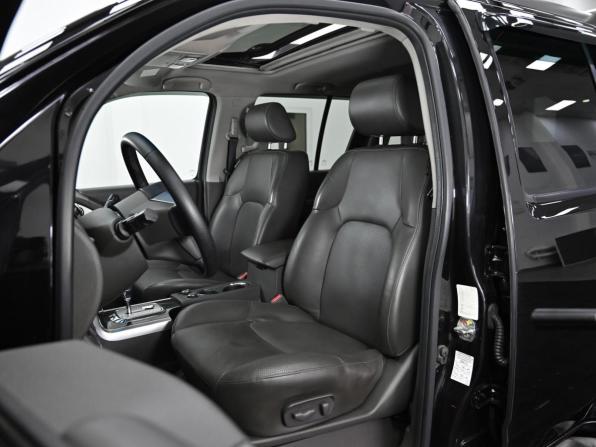Nissan Pathfinder III Рестайлинг с пробегом 2011 года, цена 1 449 000 рублей, 138000 км, внедорожник, Автокод Объявления
