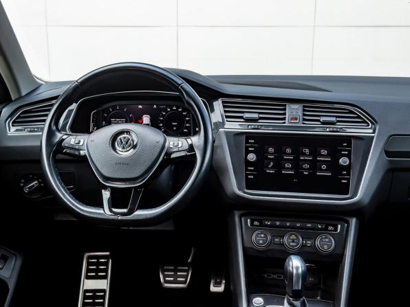 Volkswagen Tiguan II с пробегом 2020 года, цена 3 080 000 рублей, 65488 км, внедорожник, Автокод Объявления