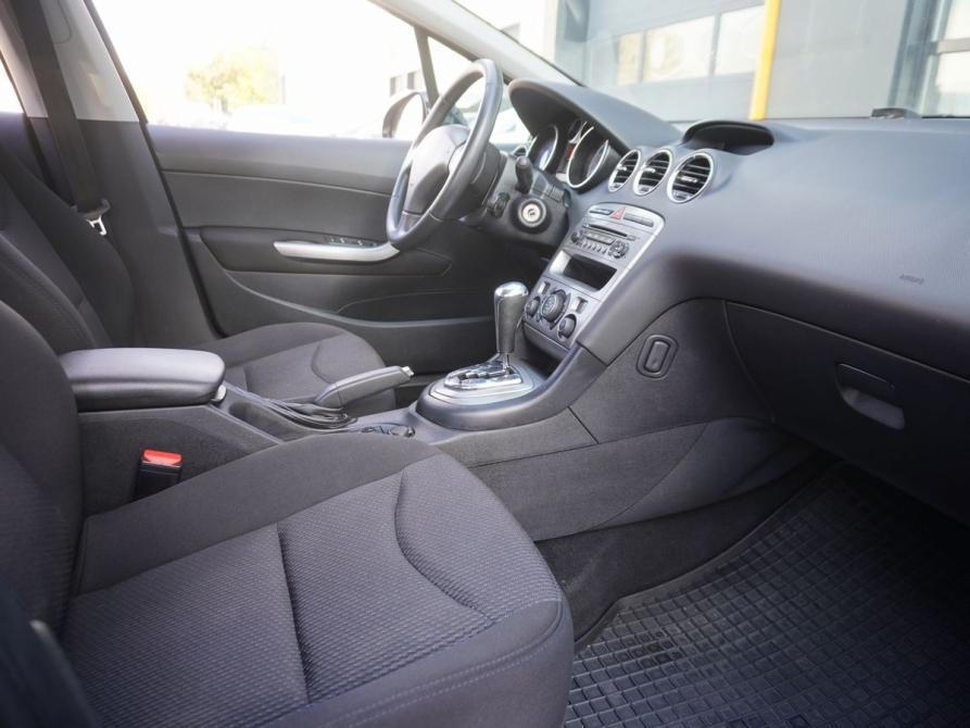 Peugeot 408 I Москва  - изображение 10